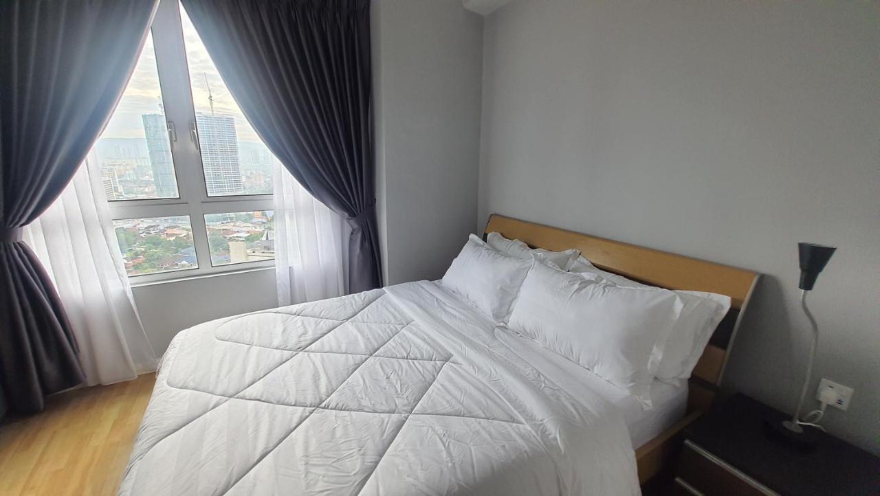 Homestay Jalan Tun Razak Walking Distance Ijn, Hkl, Mrt Station, Kpj, Perkeso, Bernama, Tabung Darah, Istana Budaya كوالالمبور المظهر الخارجي الصورة